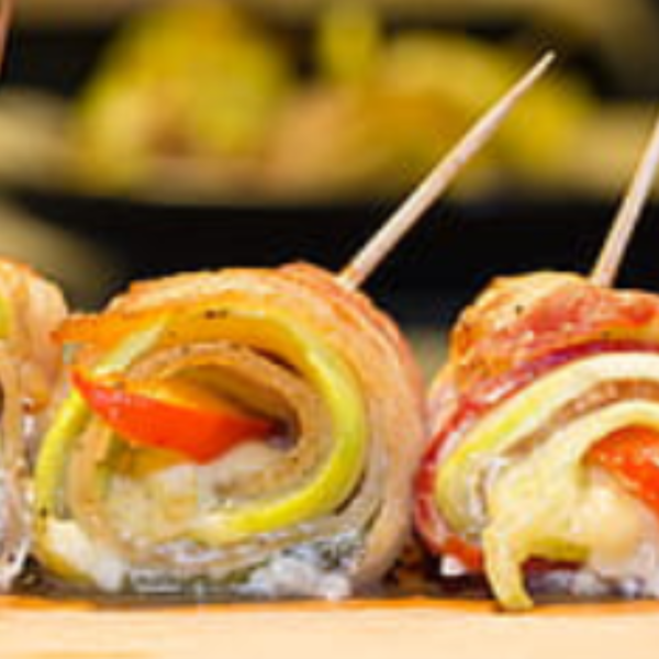 Rolls de vegetales calientes