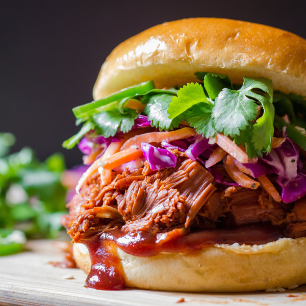 Sandwich de carne desmechada